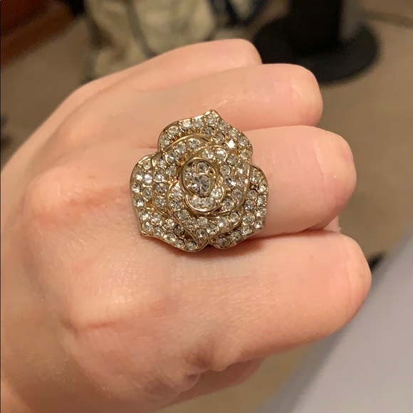 Rose ring - Picture 2 of 3